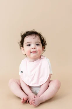 Cushy Bib in Sakura