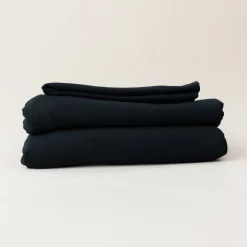 Fitted Sheet with Pillowcases in Midnight