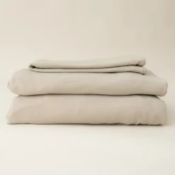 Fitted Sheet with Pillowcases in Almond