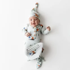 Knotted Gown with Hat Set in Winnie the Pooh Hundred Acre Wood