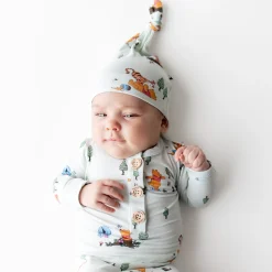 Knotted Gown with Hat Set in Winnie the Pooh Hundred Acre Wood