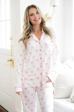 Long-Sleeved Women's Pajama Set in Bow