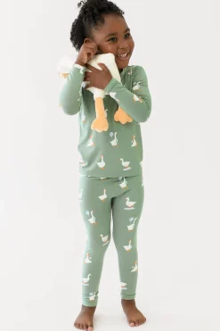 Long Sleeve Pajamas in Silly Goose
