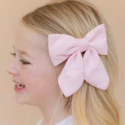 Medium Alligator Clip Bow in Sakura