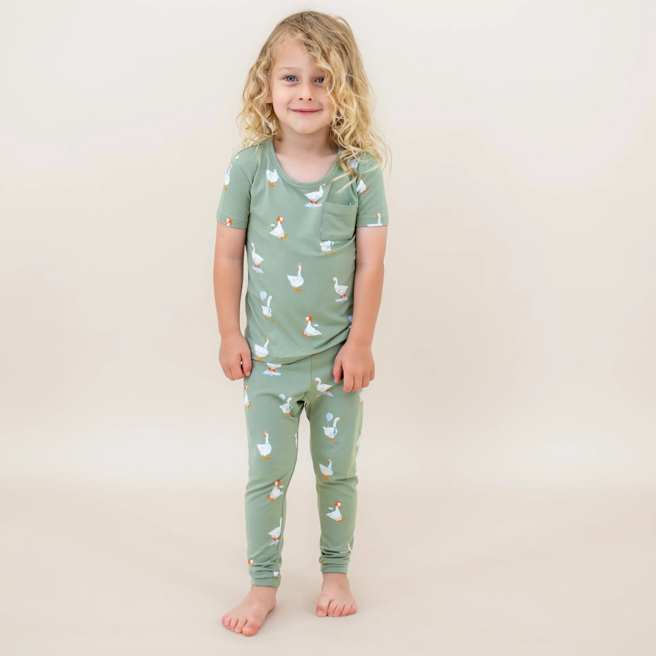 Short Sleeve with Pants Pajamas in Silly Goose