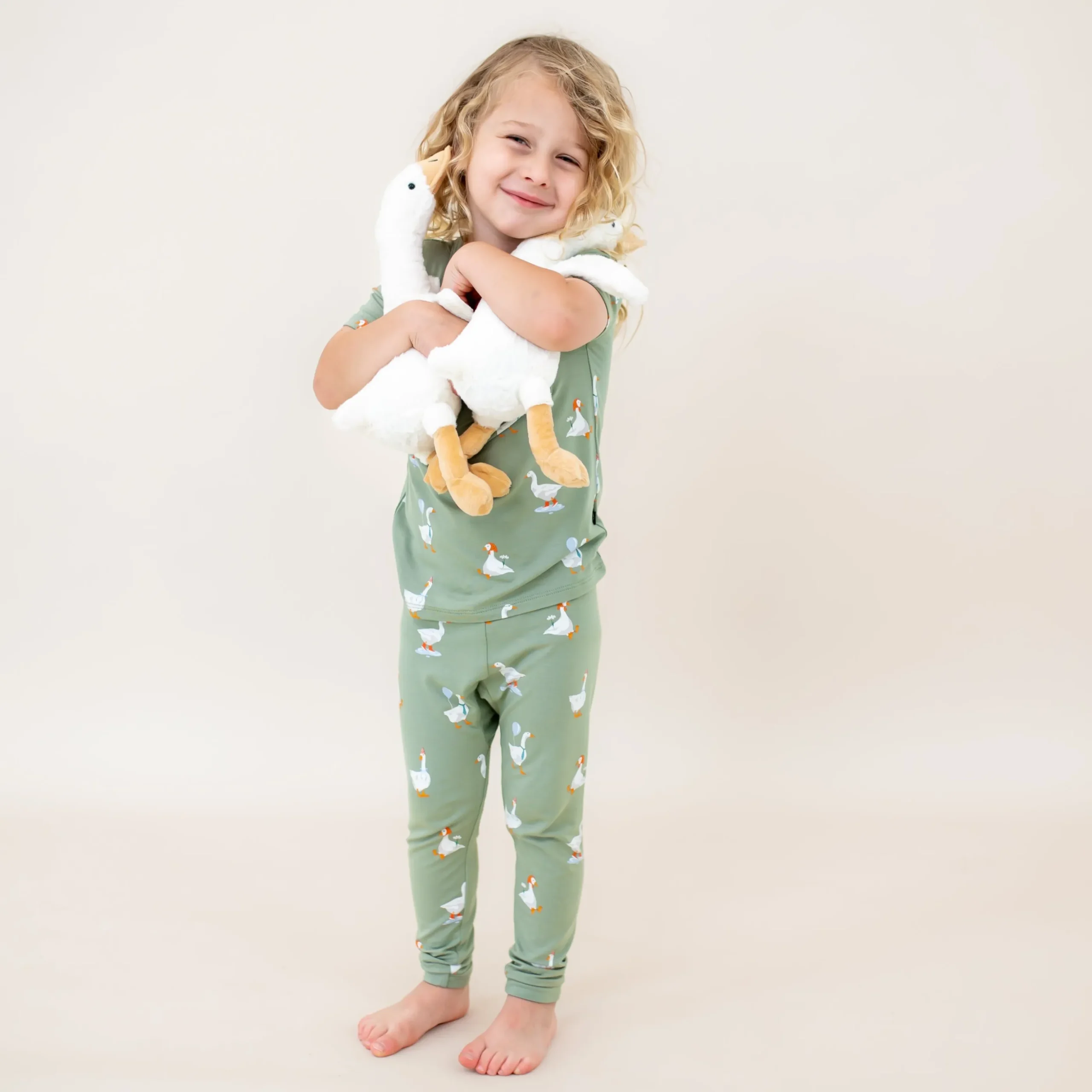 Short Sleeve with Pants Pajamas in Silly Goose