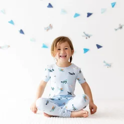 Short Sleeve with Pants Pajamas in Take Off