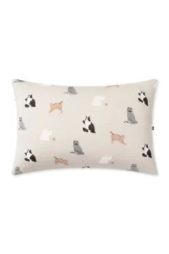 Standard Pillowcase in Fluffy Cat