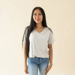 Women’s Relaxed Fit V-Neck in Oat