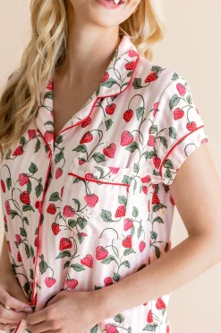 Women's Short Sleeve Pajama Set in Strawberry Fields